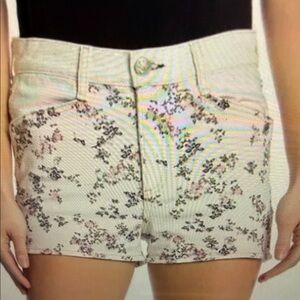 NWOT rag & bone Floral Jean Shorts - Cream and Pink